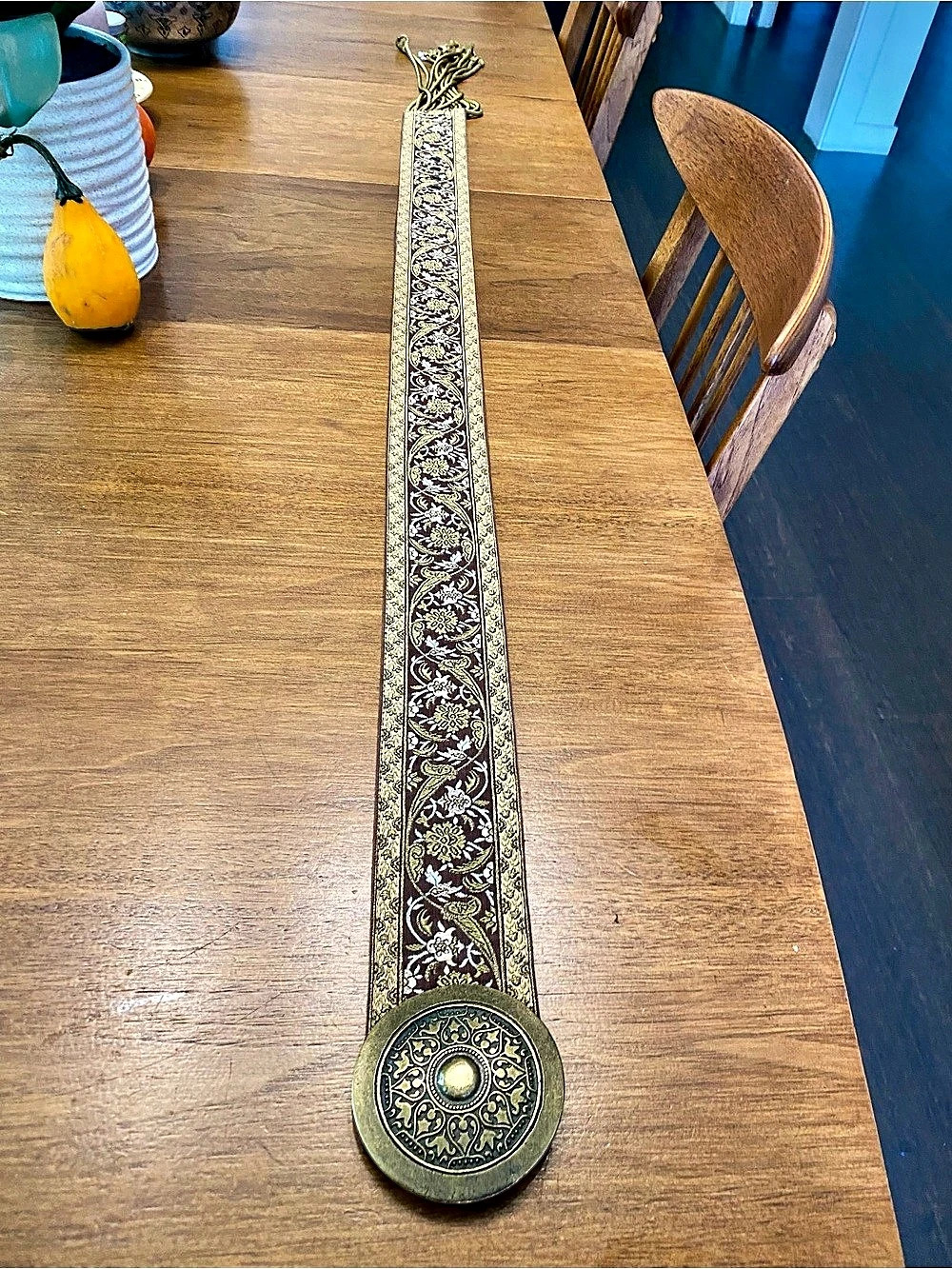 Ornate Floral Belt in Brown & Gold Like New